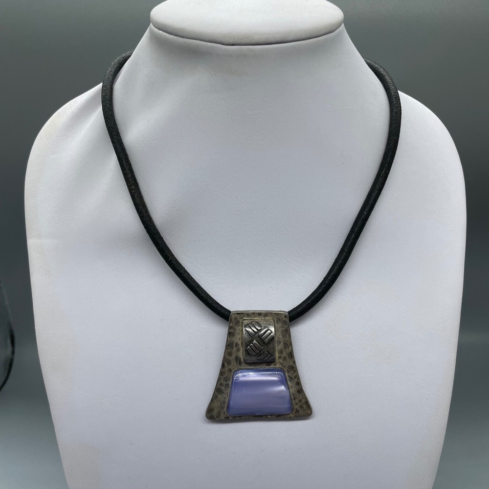 Chicos Womens Silver Tone Hammered Trapezoid Lavender Stone Black Cord Necklace